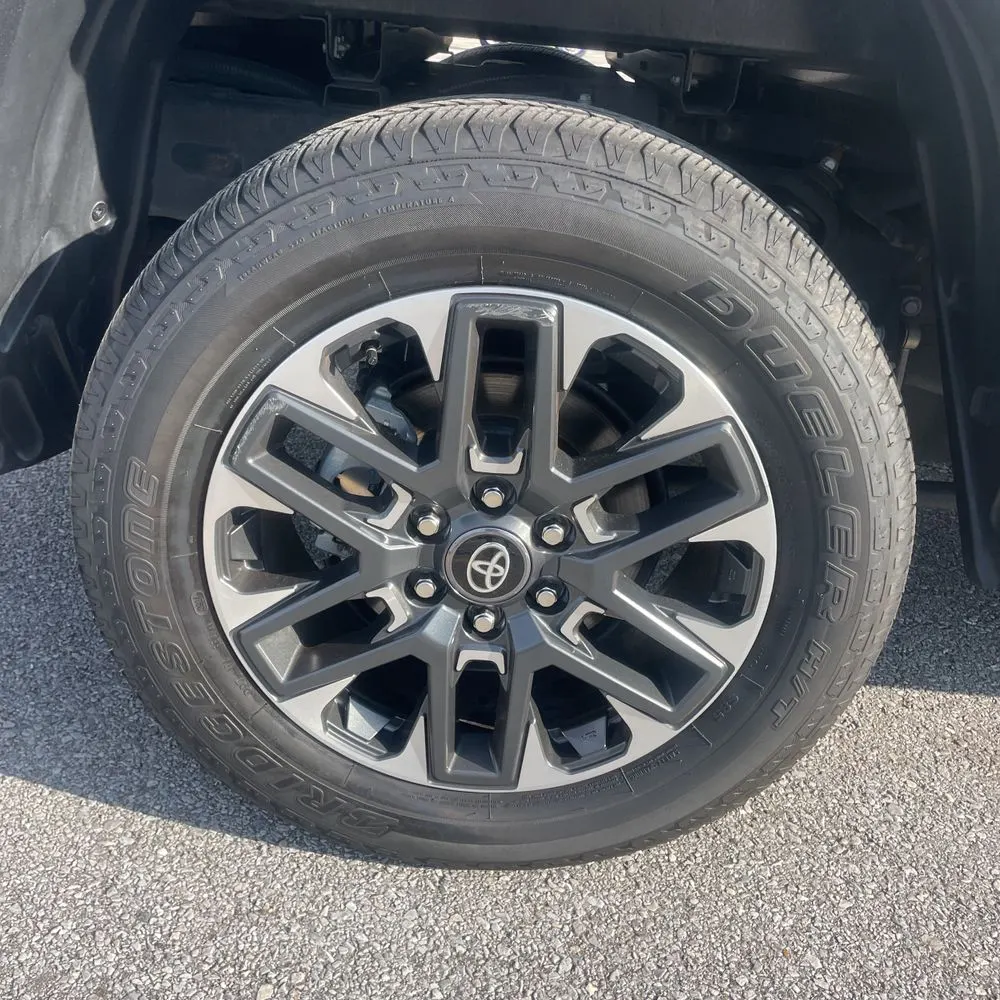 2025 Toyota Tundra Limited HV