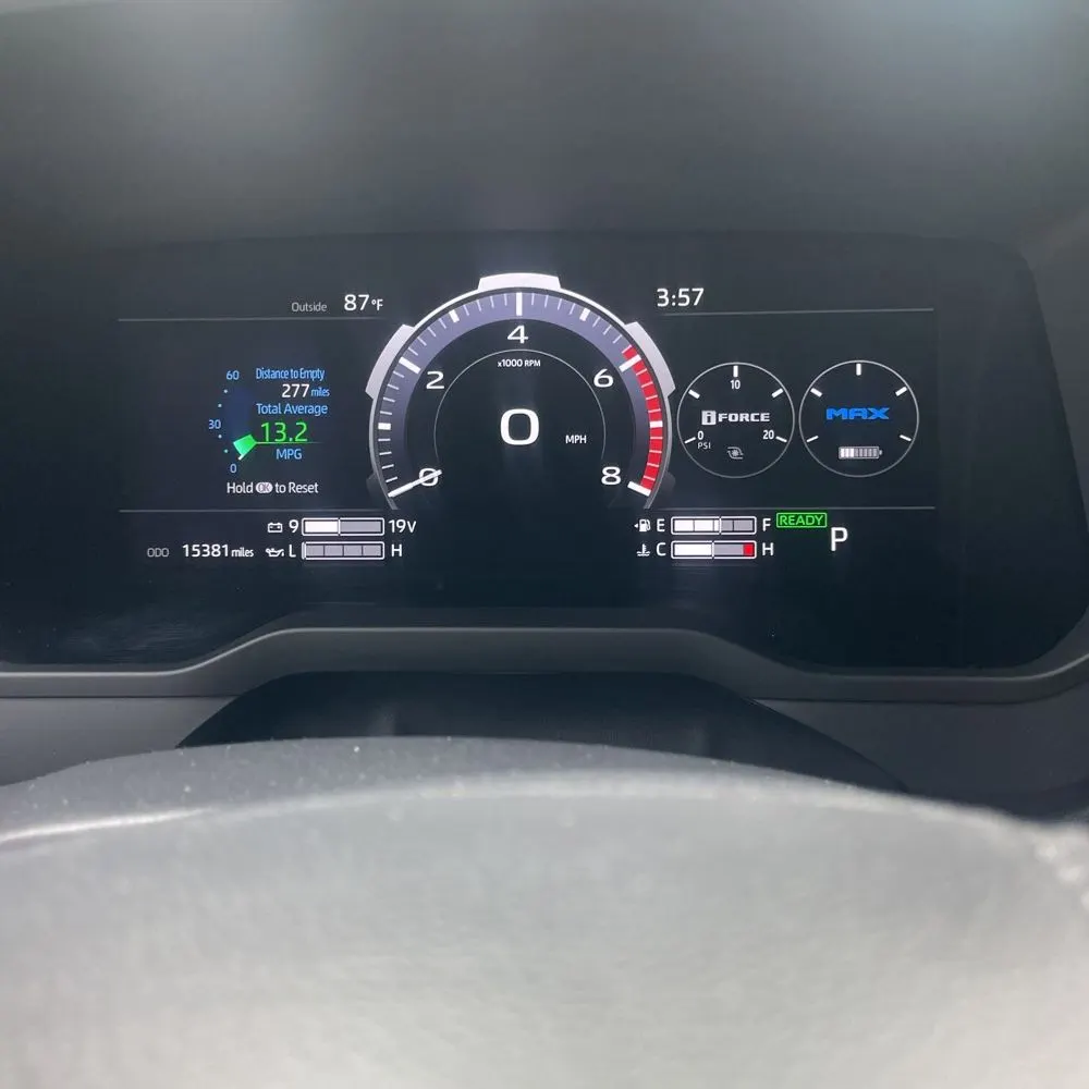 2025 Toyota Tundra Limited HV
