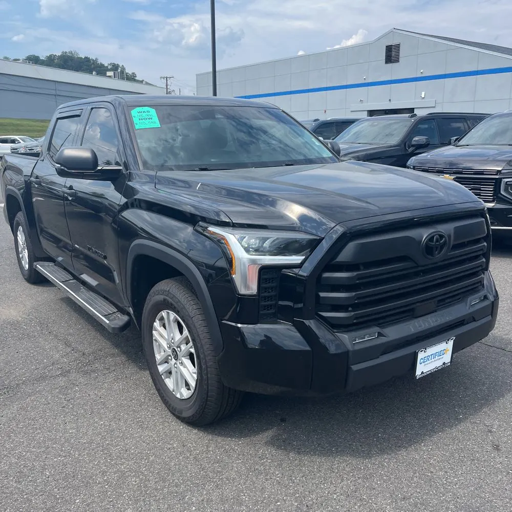 2023 Toyota Tundra SR5