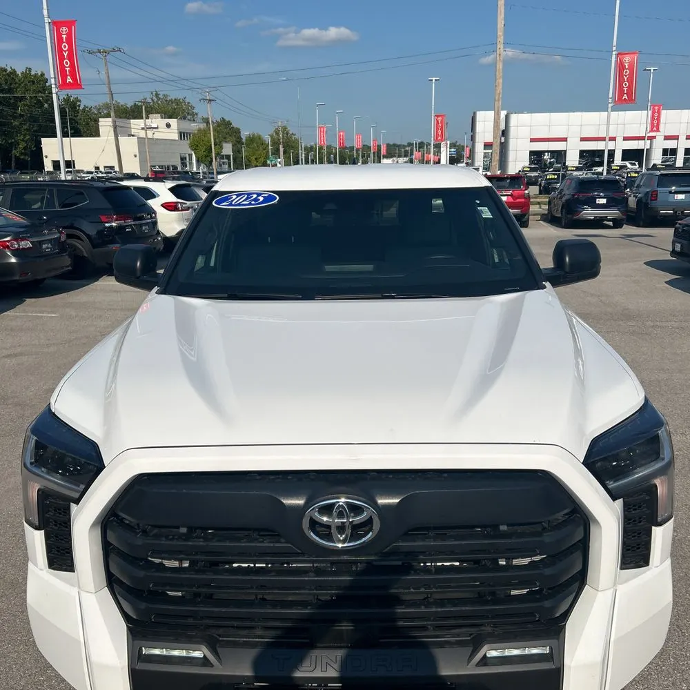 2025 Toyota Tundra SR5