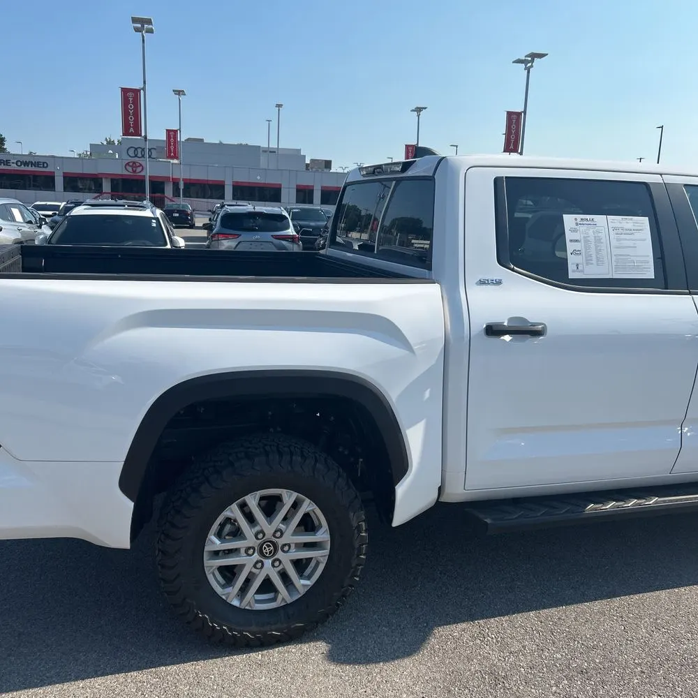 2025 Toyota Tundra SR5