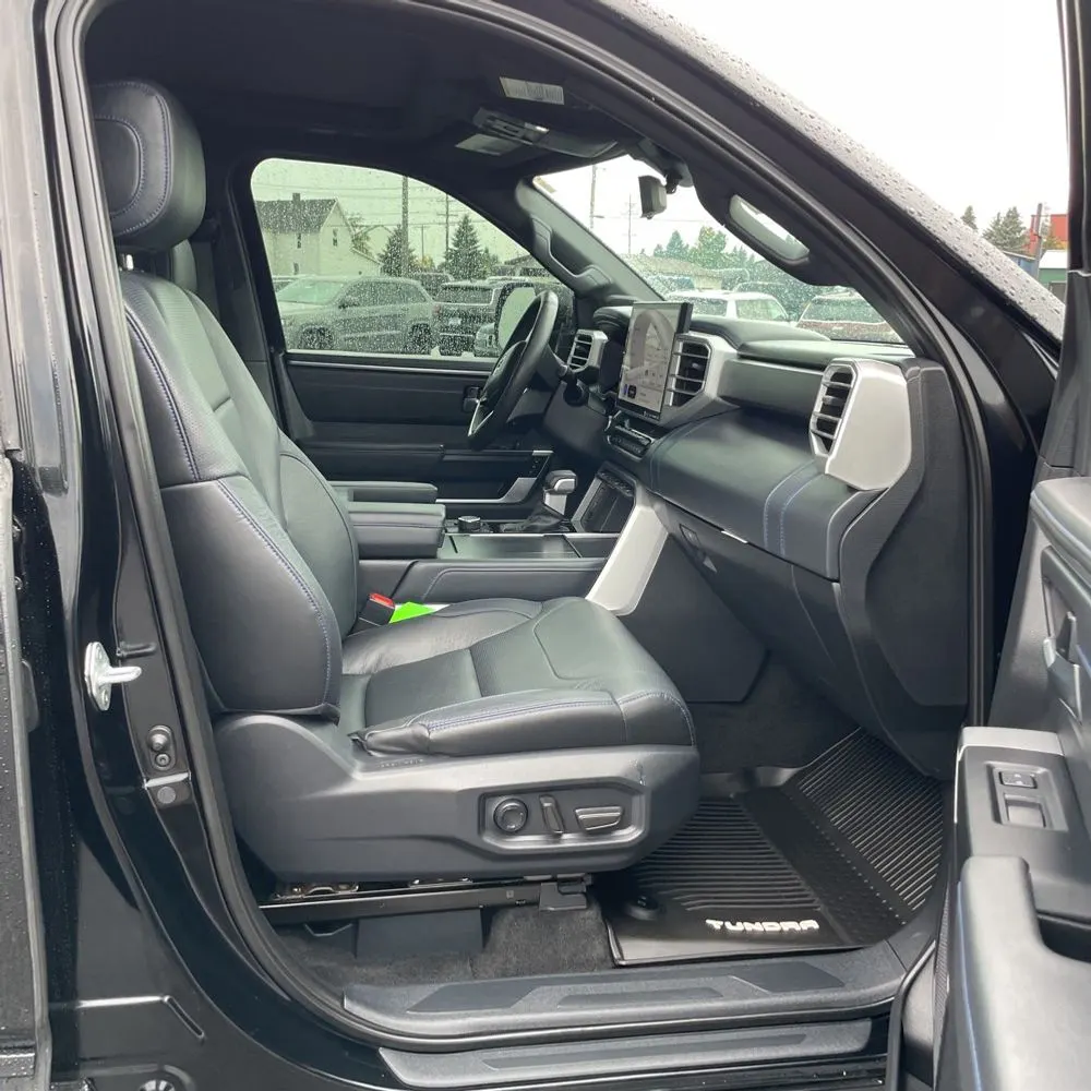 2022 Toyota Tundra Platinum