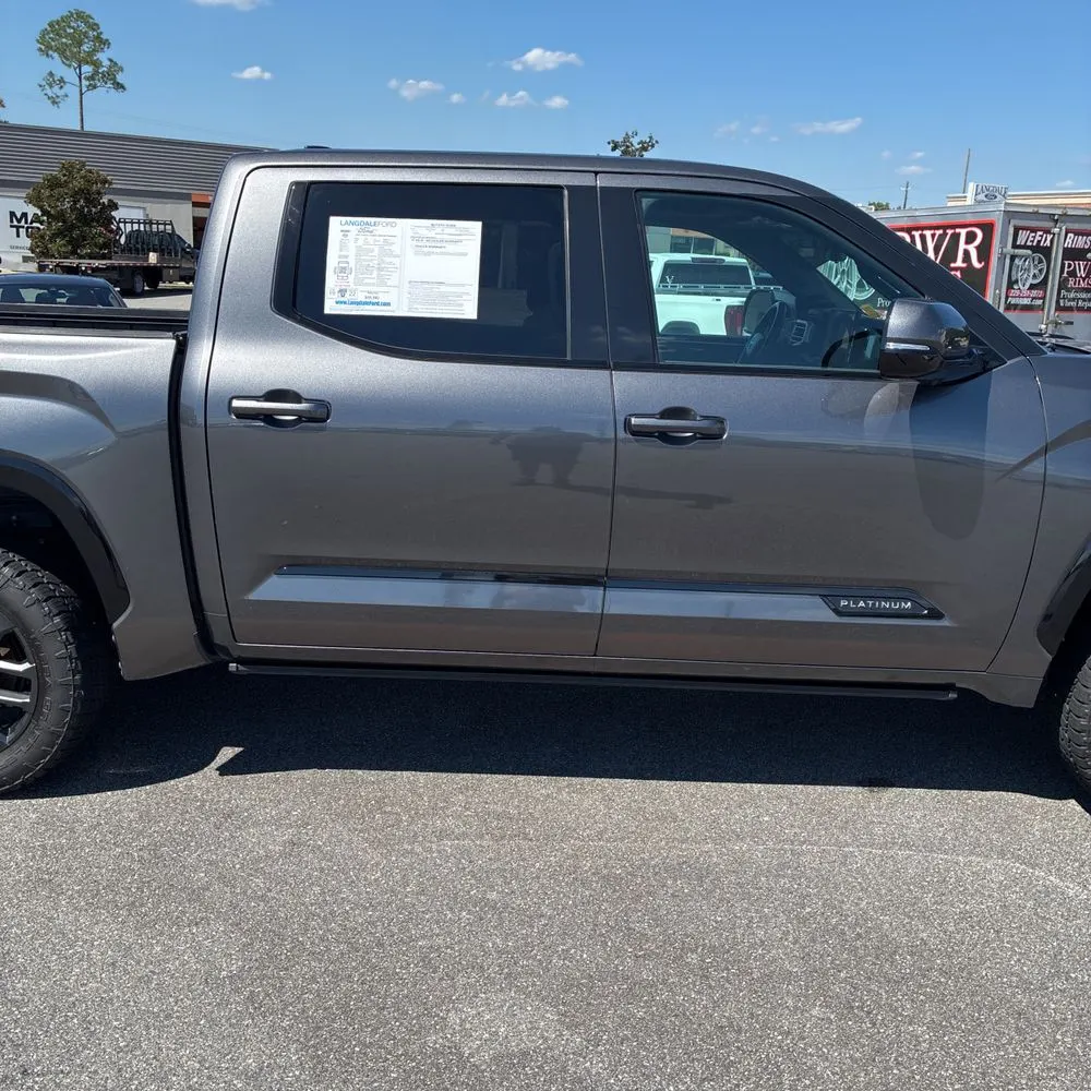 2022 Toyota Tundra Platinum HV