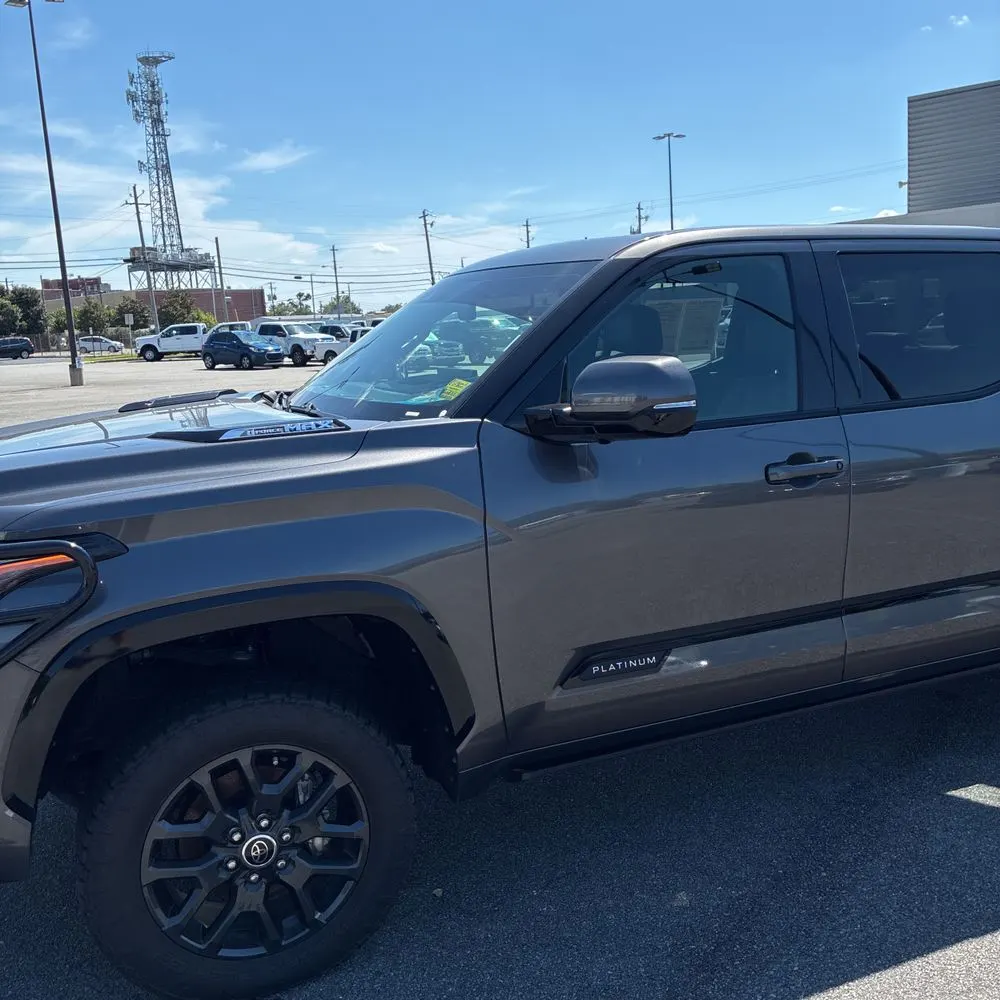2022 Toyota Tundra Platinum HV