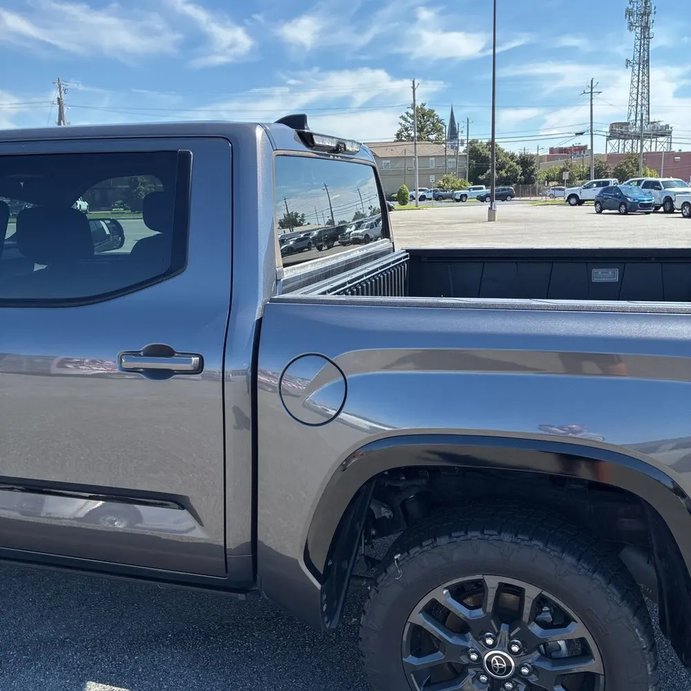 2022 Toyota Tundra Platinum HV