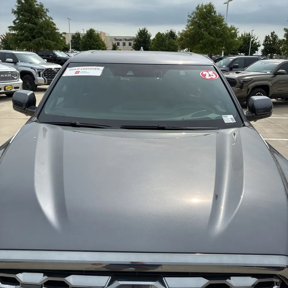 2025 Toyota Tundra Platinum HV