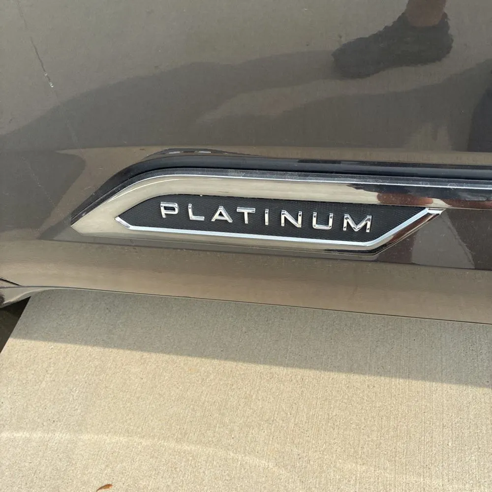 2025 Toyota Tundra Platinum HV