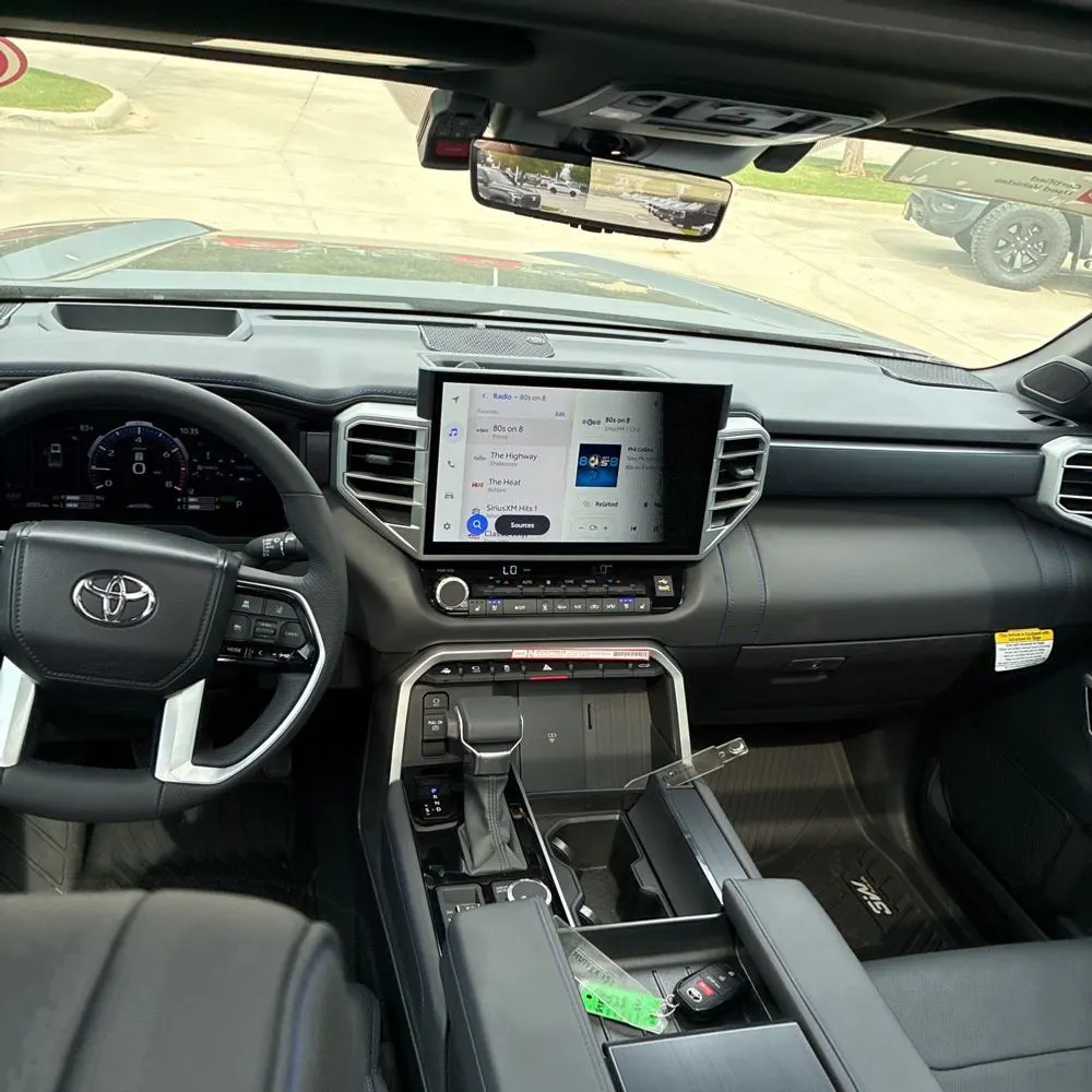 2025 Toyota Tundra Platinum HV