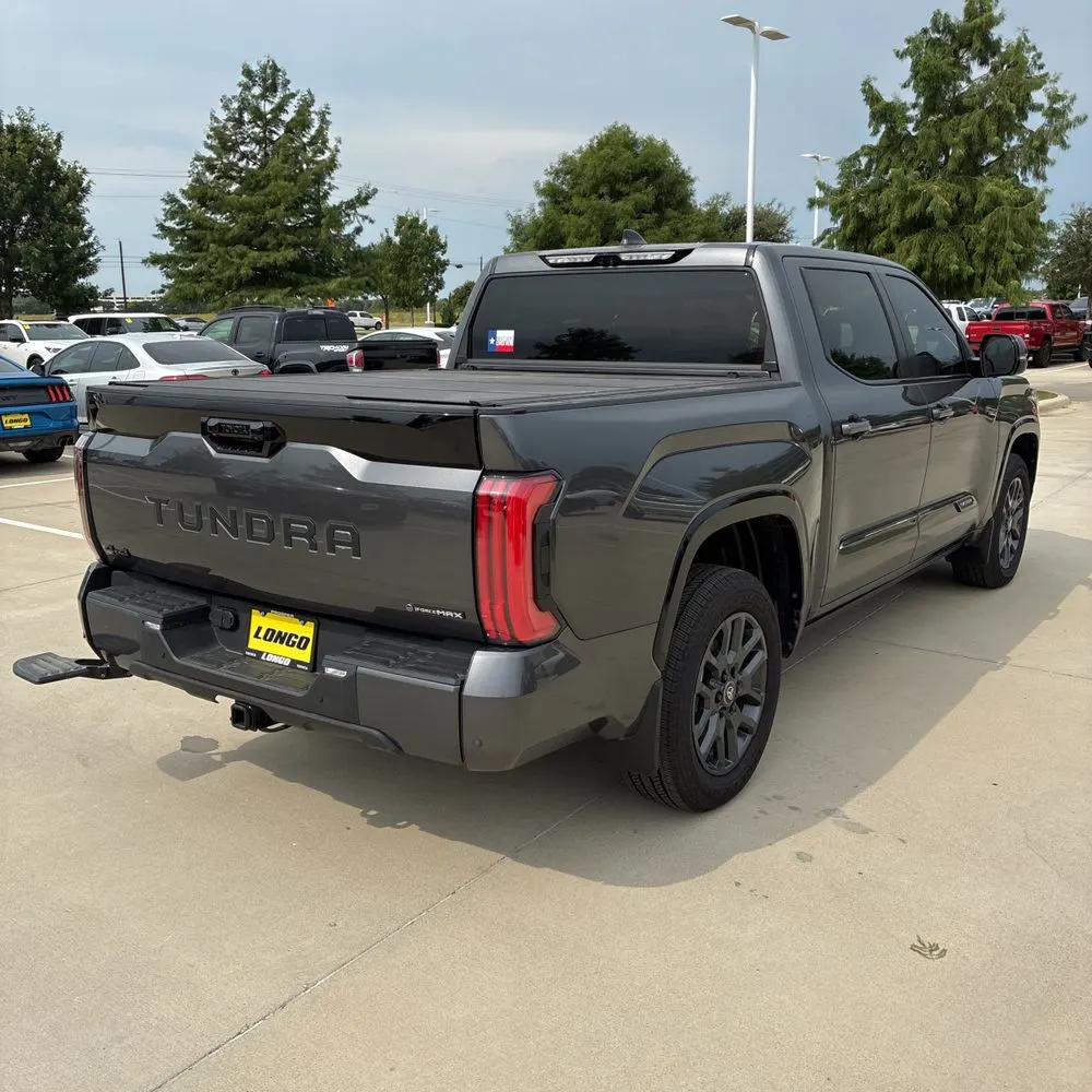 2025 Toyota Tundra Platinum HV