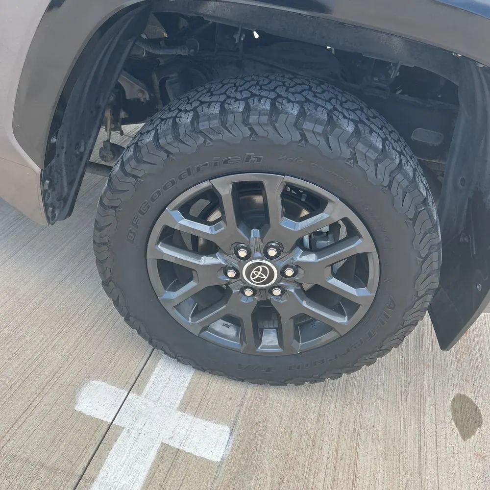 2023 Toyota Tundra Platinum HV