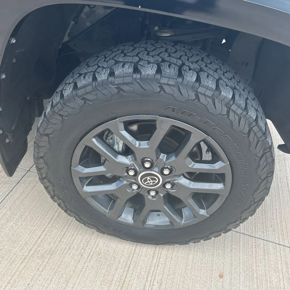2023 Toyota Tundra Platinum HV