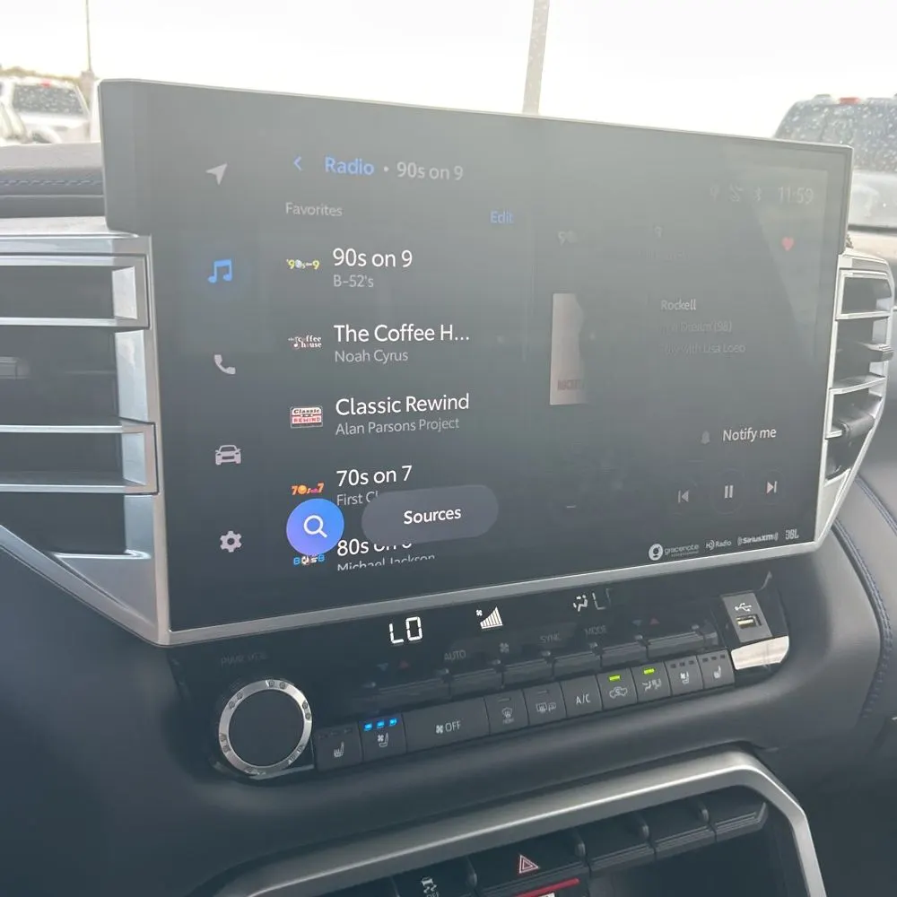2023 Toyota Tundra Platinum HV