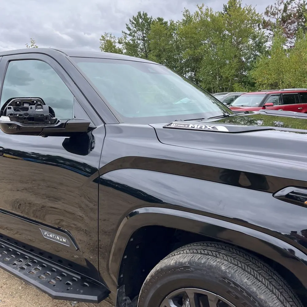 2023 Toyota Tundra Platinum HV