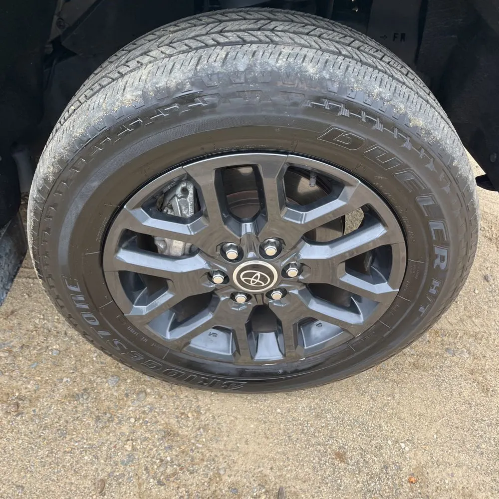 2023 Toyota Tundra Platinum HV