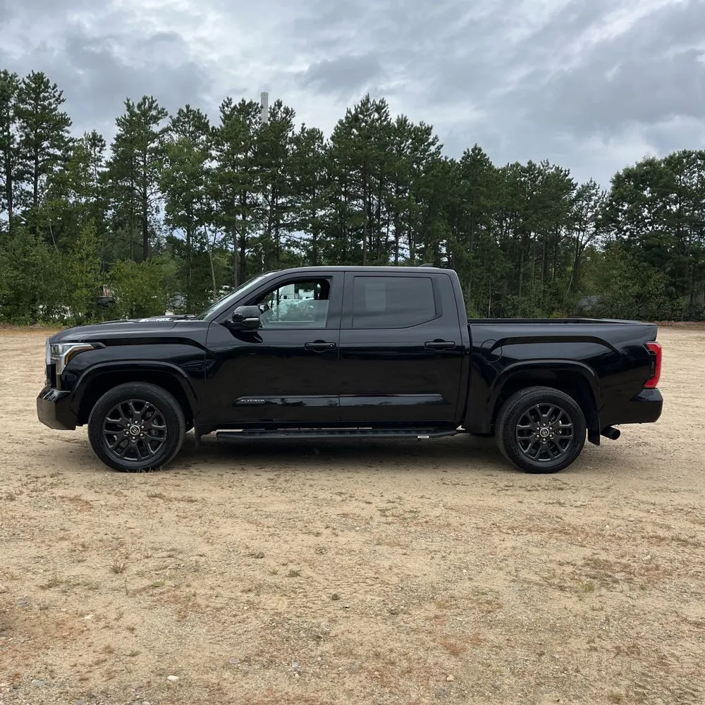 2023 Toyota Tundra Platinum HV