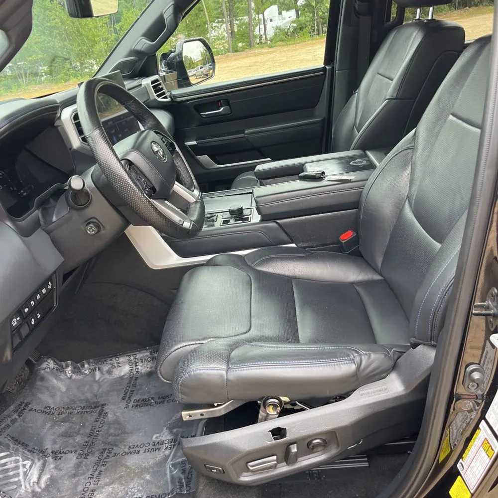 2023 Toyota Tundra Platinum HV