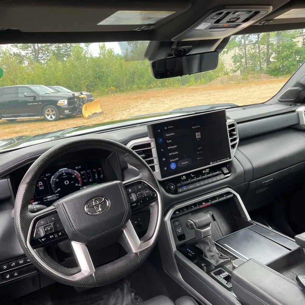 2023 Toyota Tundra Platinum HV