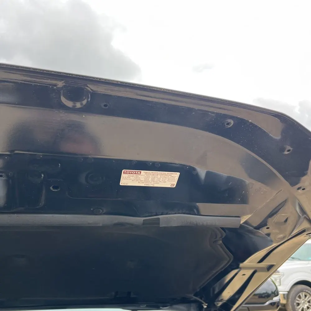 2023 Toyota Tundra Platinum HV