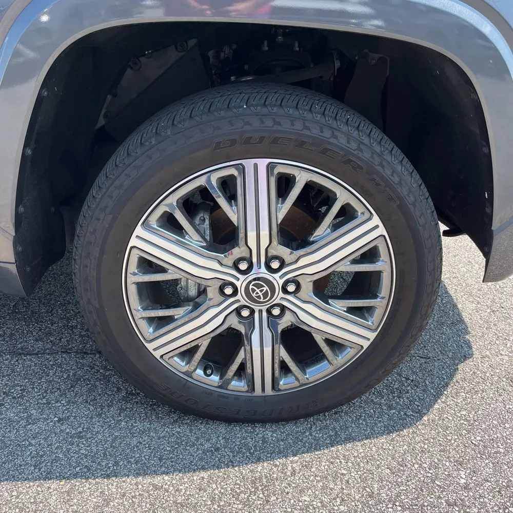 2024 Toyota Tundra Capstone HV