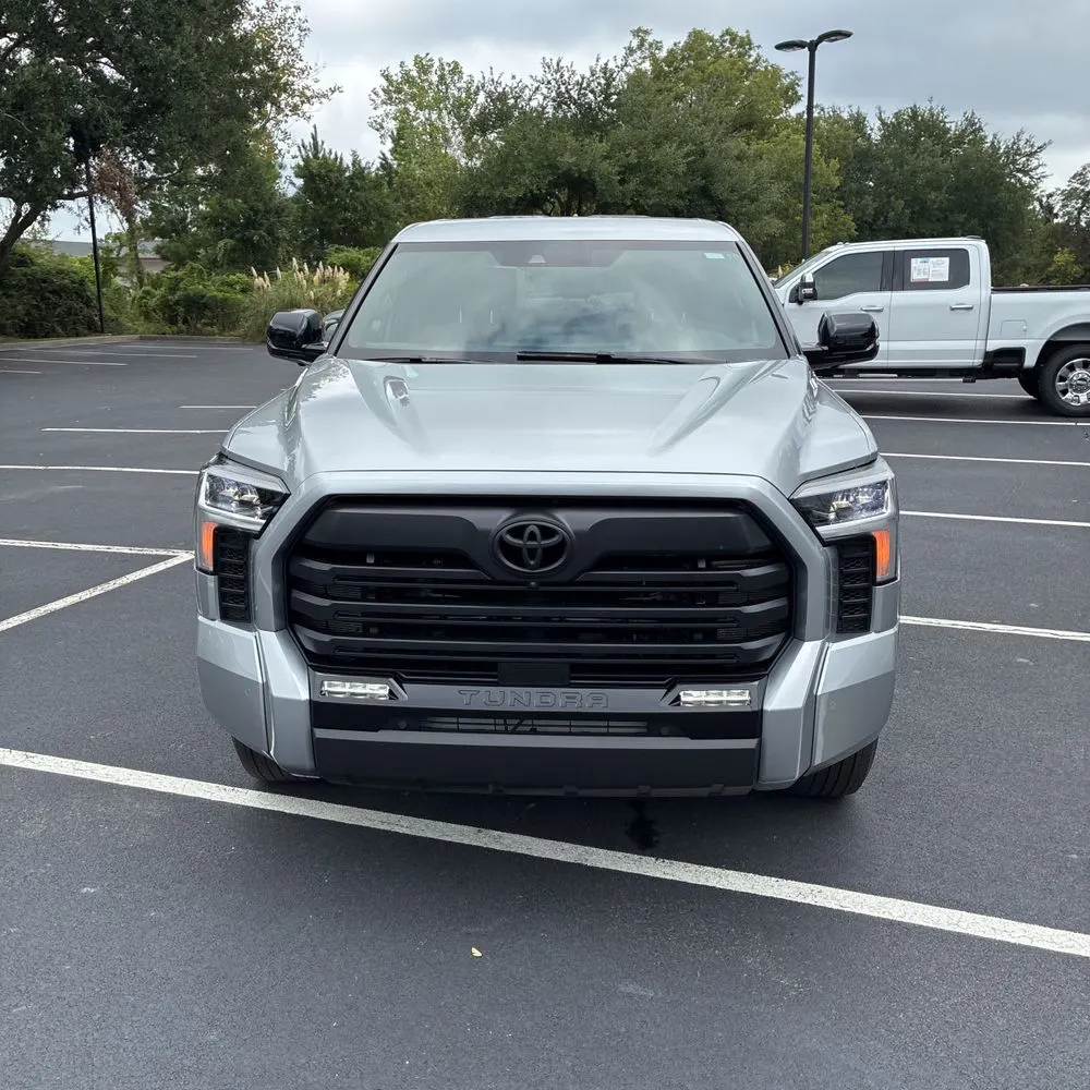 2025 Toyota Tundra Limited HV