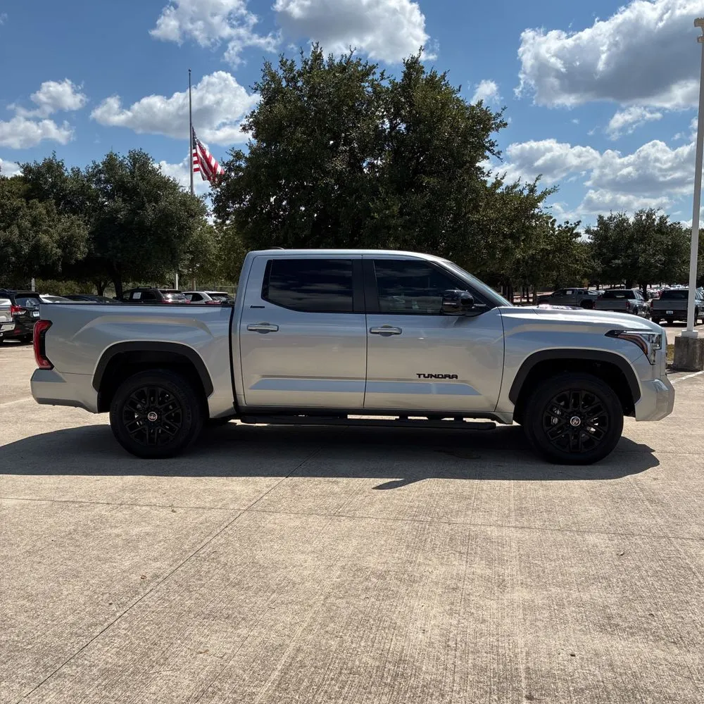2024 Toyota Tundra Limited HV