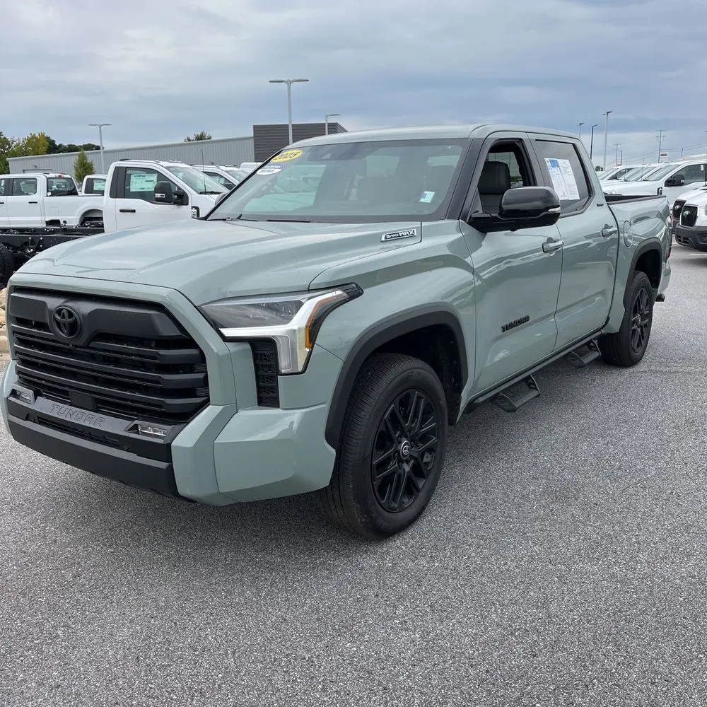 2025 Toyota Tundra Limited HV