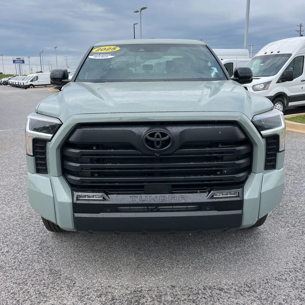 2025 Toyota Tundra Limited HV