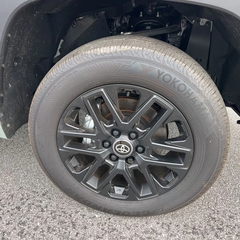 2025 Toyota Tundra Limited HV