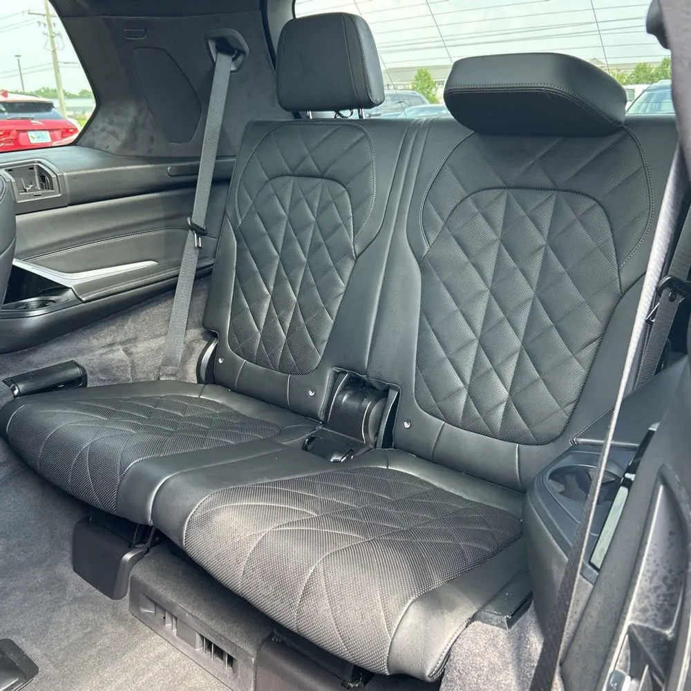2025 BMW X7 XDrive40i 4D SUV