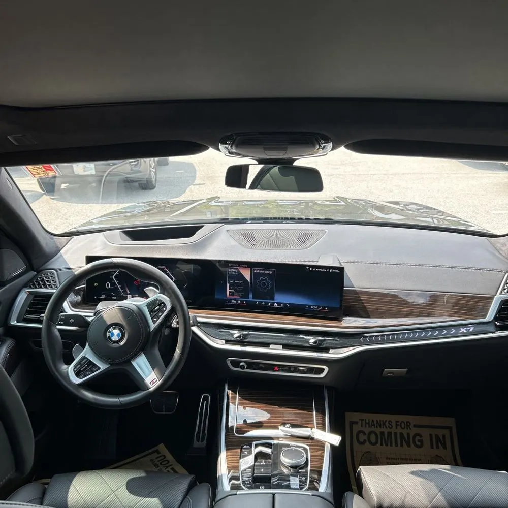 2025 BMW X7 XDrive40i 4D SUV