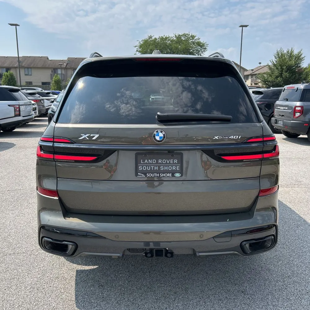 2025 BMW X7 XDrive40i 4D SUV