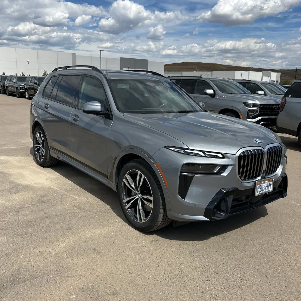 2025 BMW X7 XDrive40i