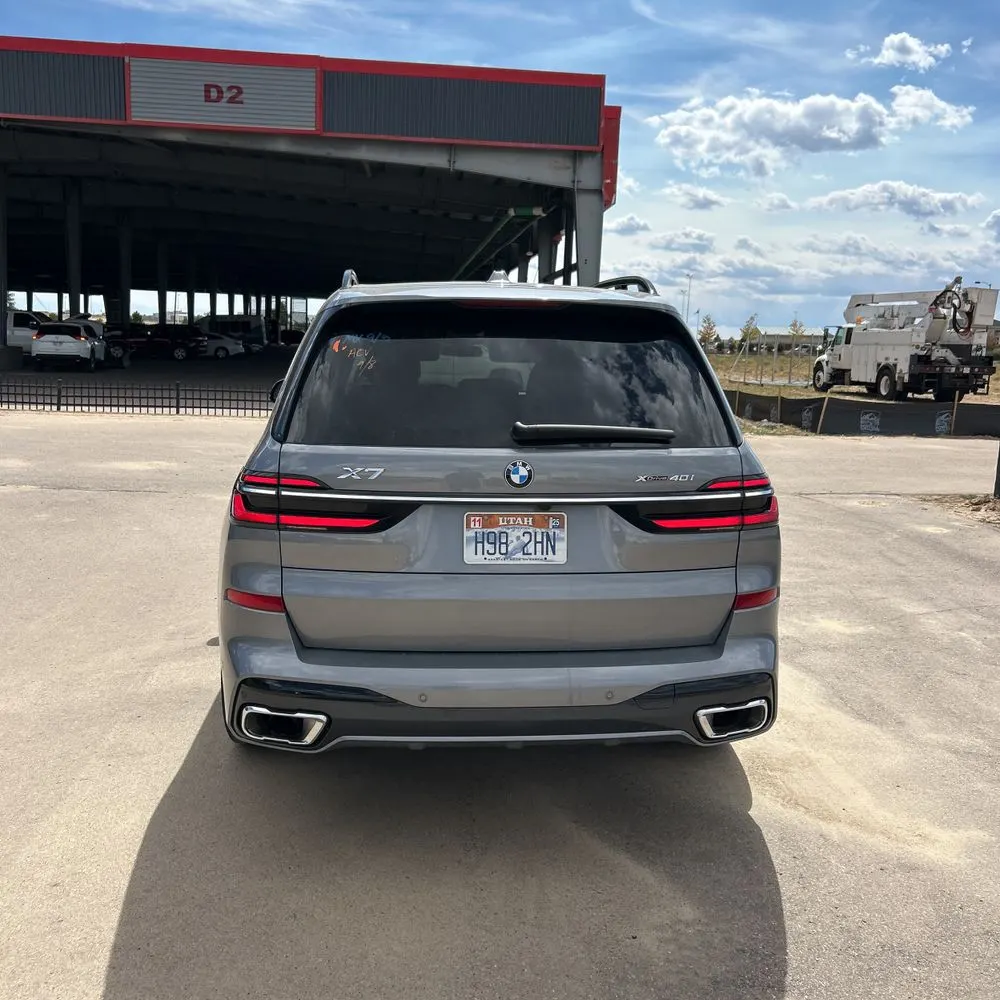 2025 BMW X7 XDrive40i