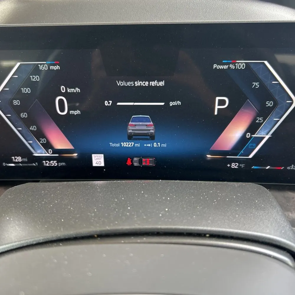 2025 BMW X7 XDrive40i