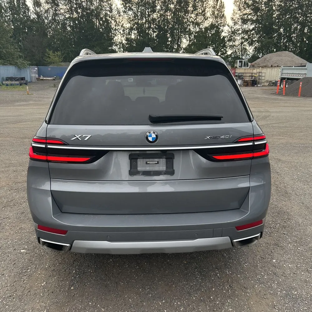2023 BMW X7 xDrive40i