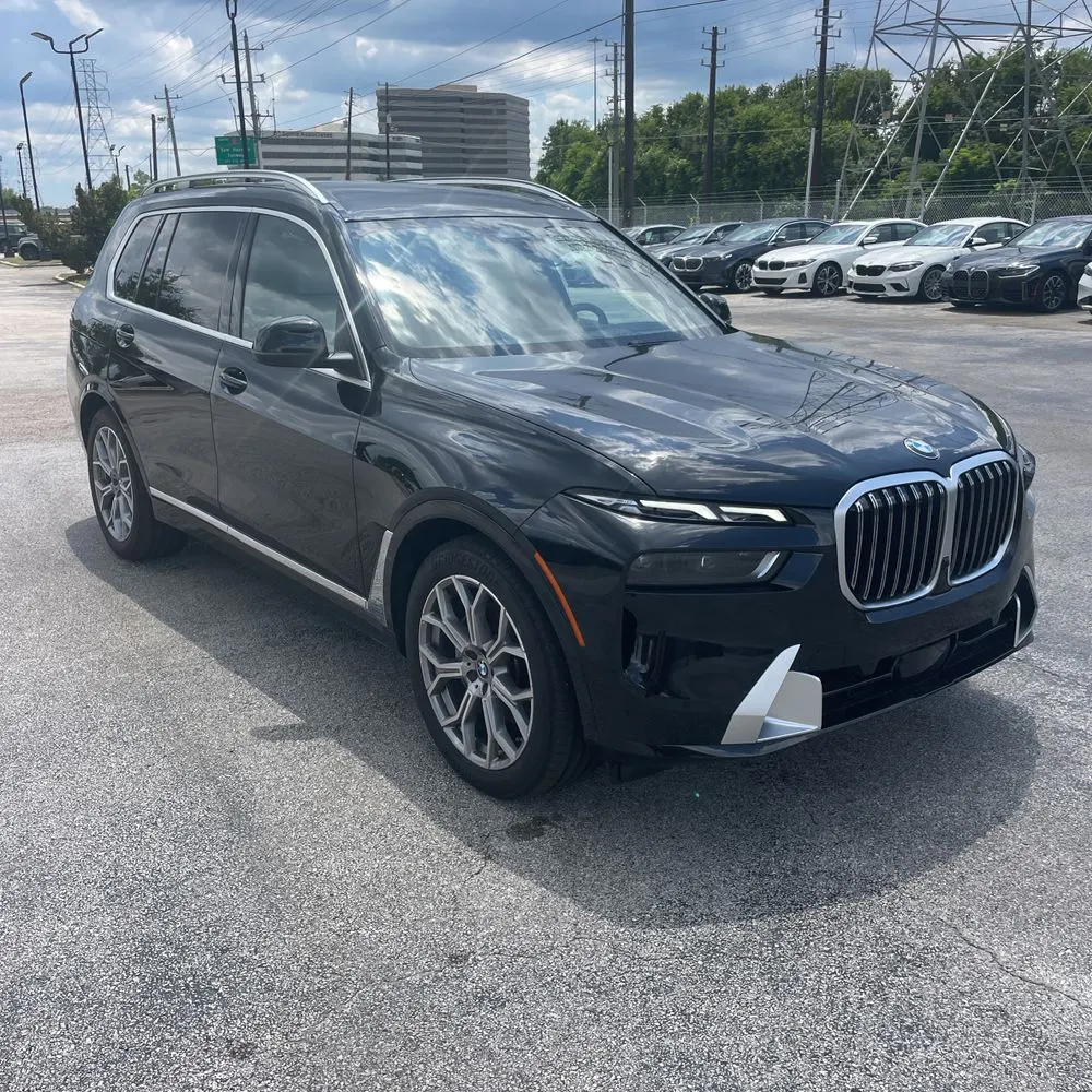 2025 BMW X7 XDrive40i