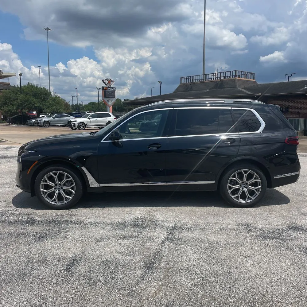 2025 BMW X7 XDrive40i