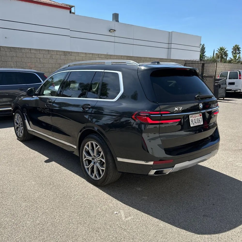 2025 BMW X7 XDrive40i