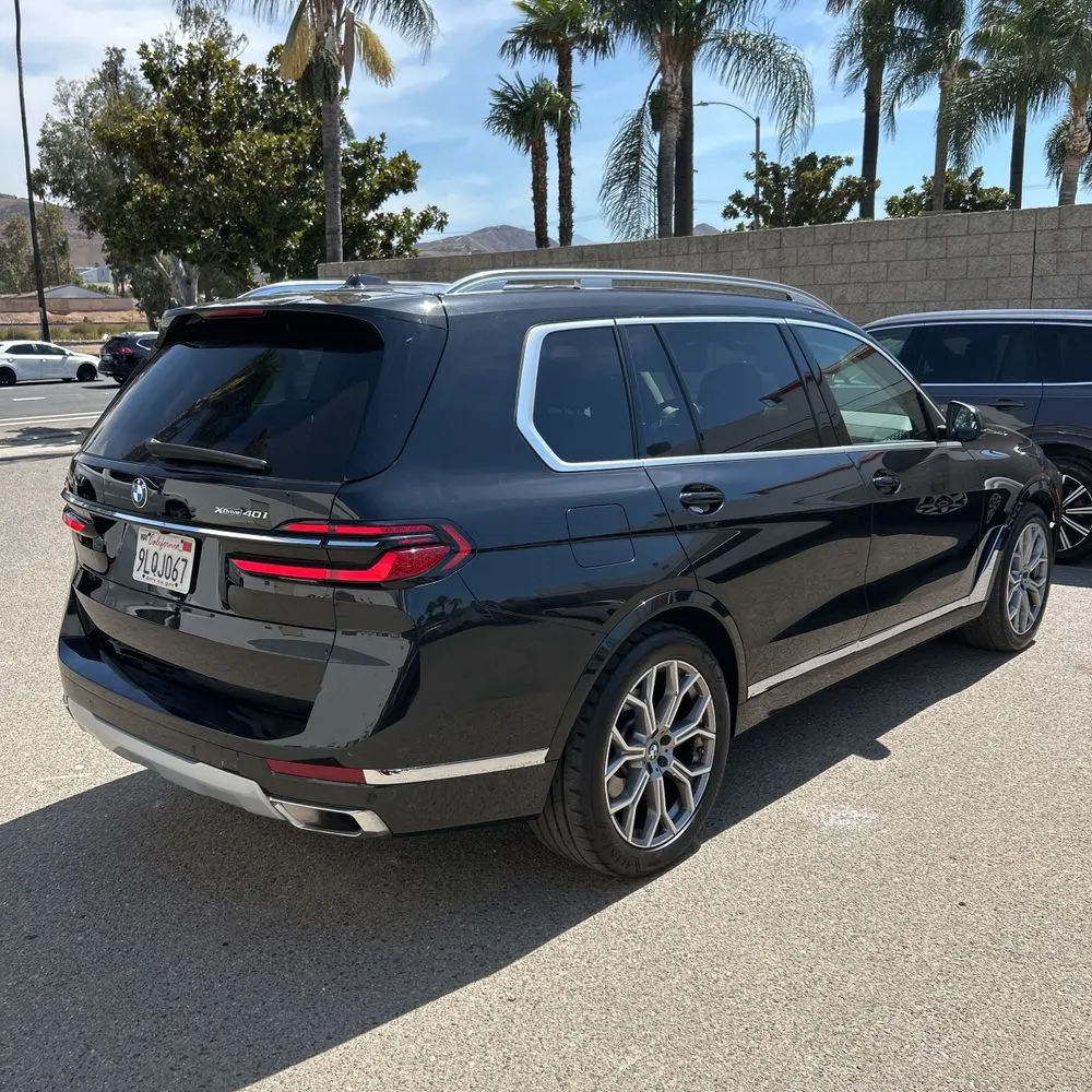 2025 BMW X7 XDrive40i