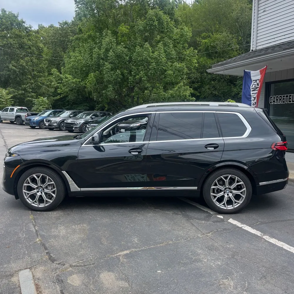 2025 BMW X7 XDrive40i