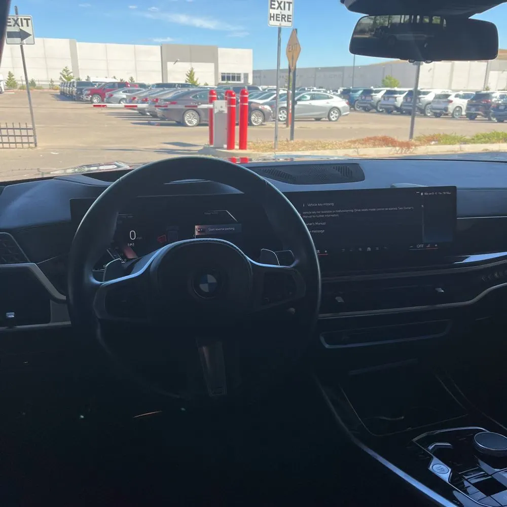 2025 BMW X7 XDrive40i