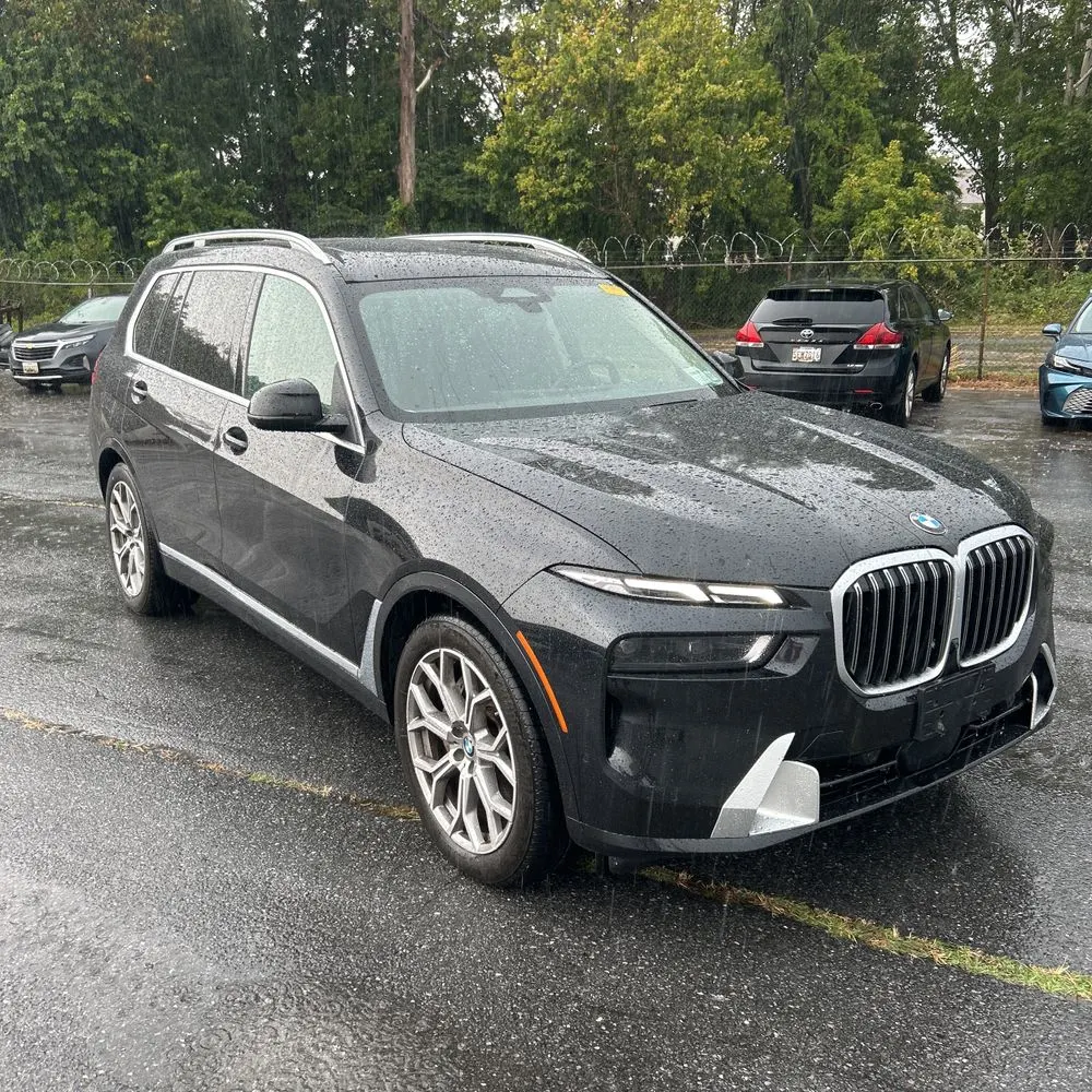 2025 BMW X7 XDrive40i