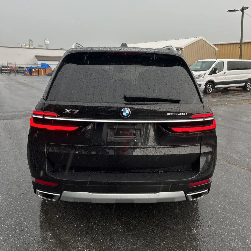 2025 BMW X7 XDrive40i