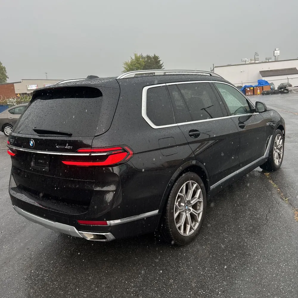 2025 BMW X7 XDrive40i