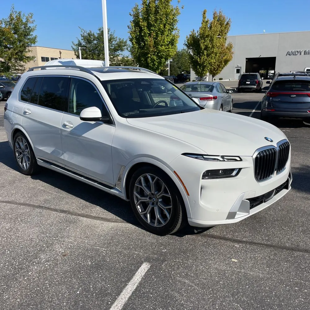 2025 BMW X7 XDrive40i