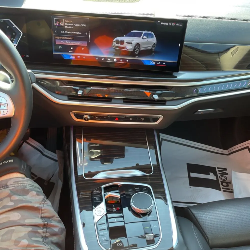 2025 BMW X7 XDrive40i