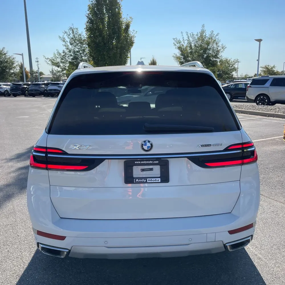 2025 BMW X7 XDrive40i