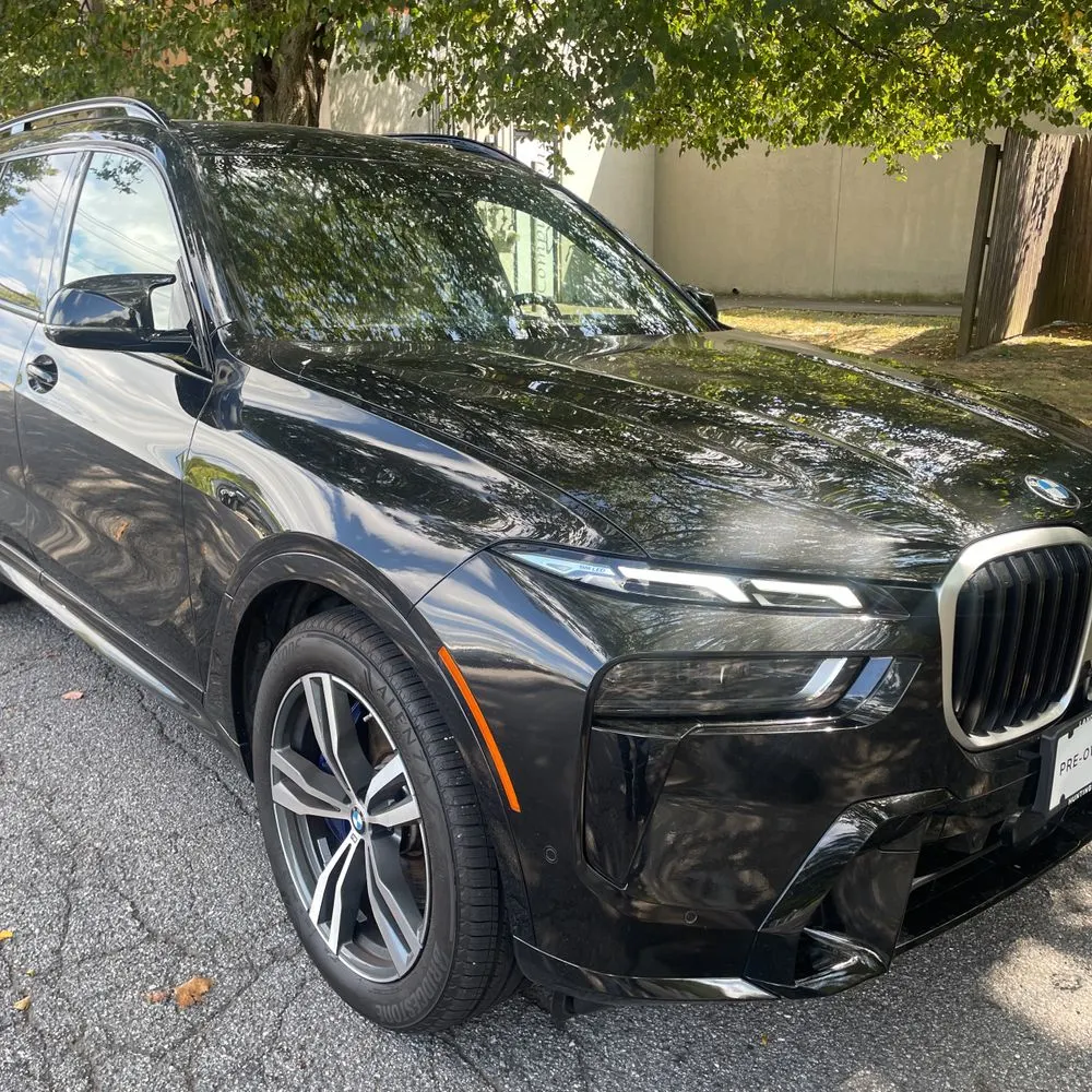 2023 BMW X7 M60i