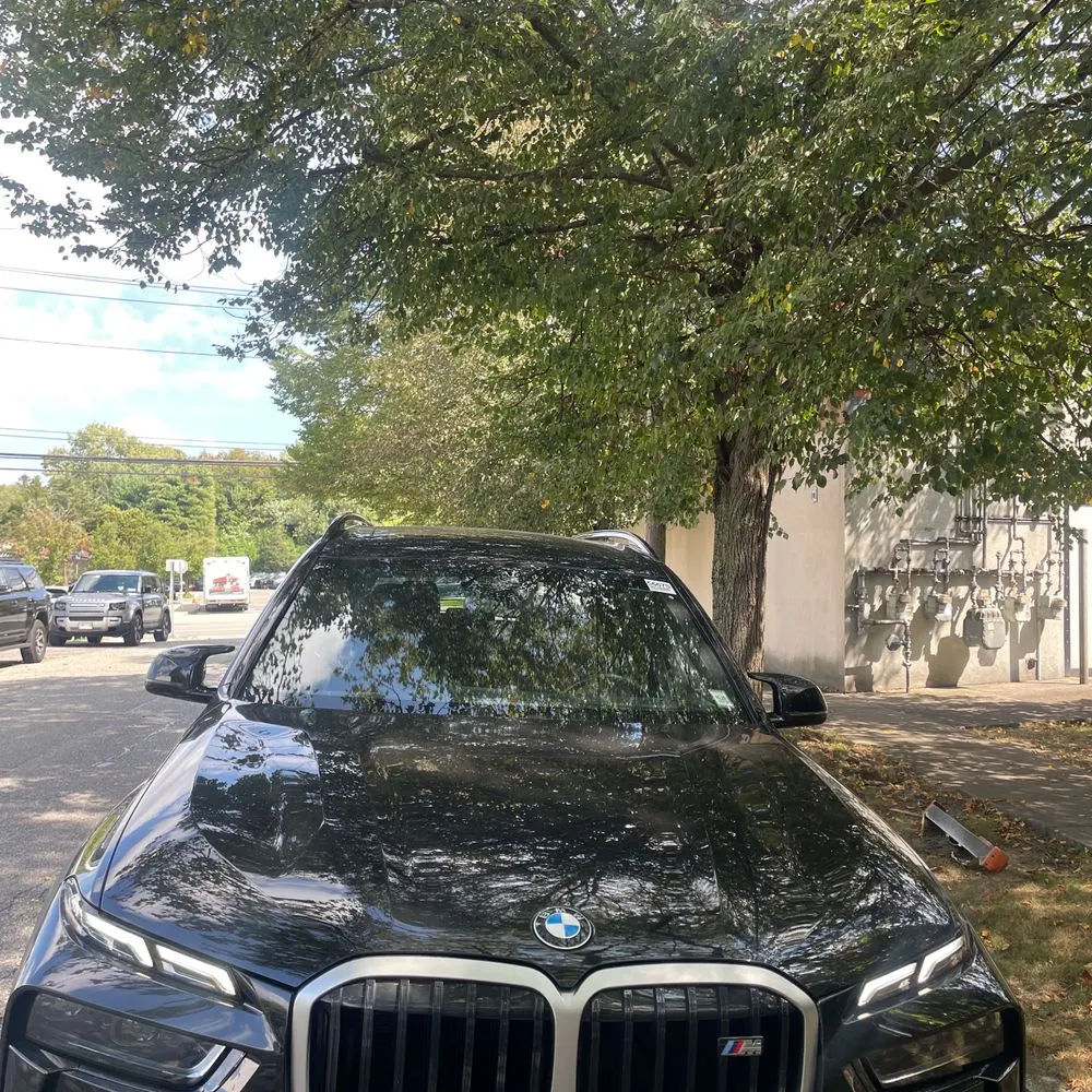 2023 BMW X7 M60i
