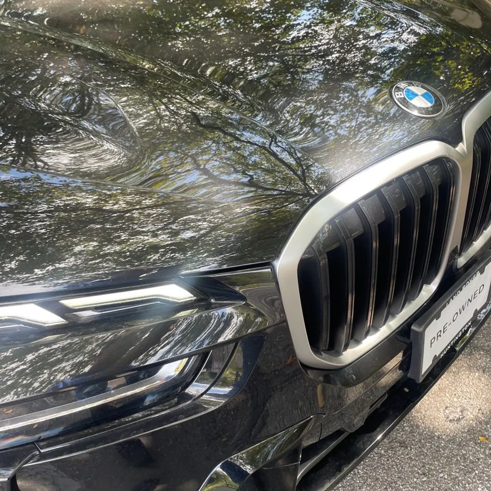2023 BMW X7 M60i